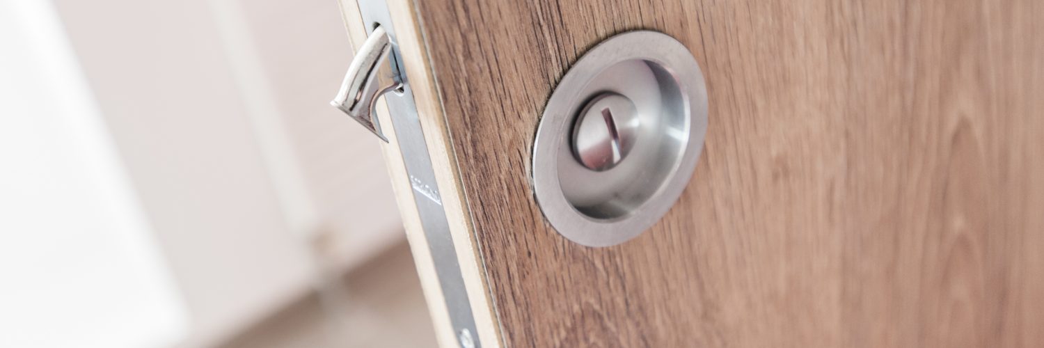 Porte coulissante en applique